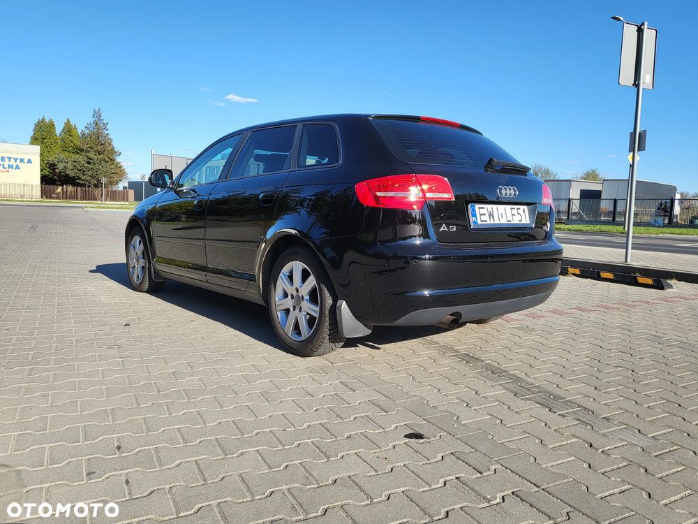 Audi A3 Sportback - 3