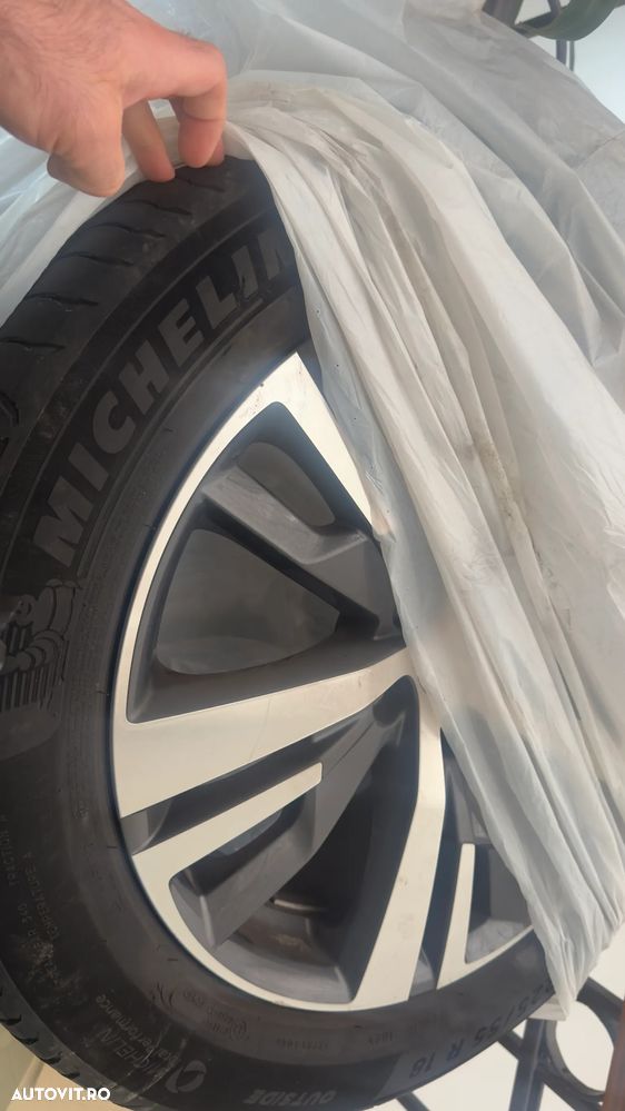 Peugeot 3008 225 e-EAT8 Roadtrip - 8