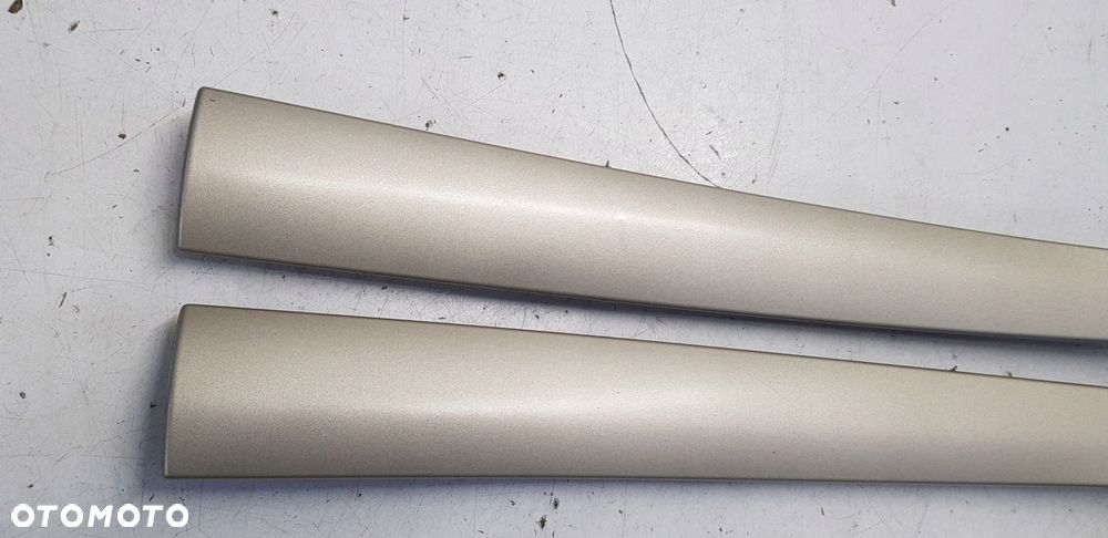 listwa drzwi przód Opel Zafira B - 2