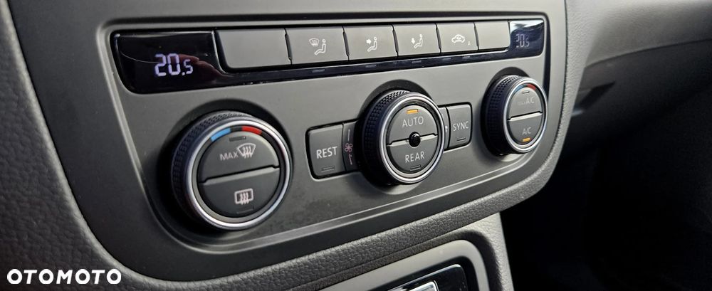 Volkswagen Sharan 2.0 TDI BMT Comfortline DSG - 27