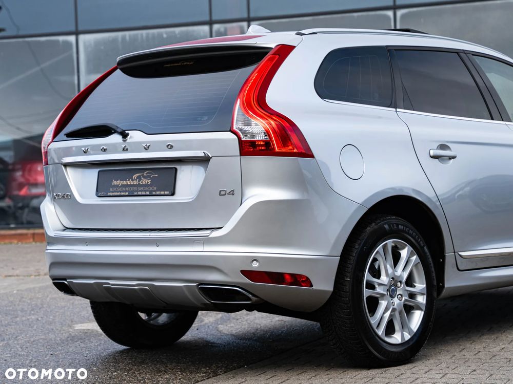 Volvo XC 60 D4 Geartronic Summum - 13