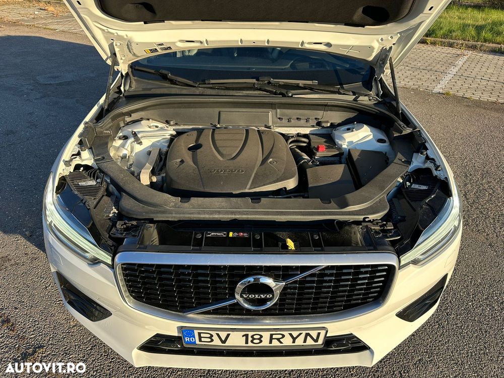 Volvo XC 60 D5 AWD R-Design - 8