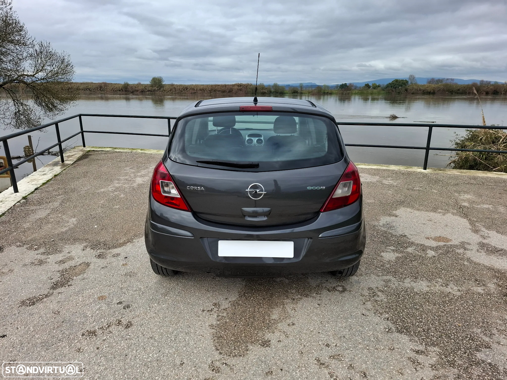 Opel Corsa 1.3 CDTi Enjoy EcoFLEX - 3
