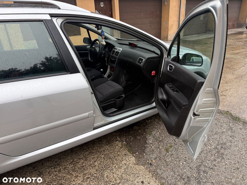 Peugeot 307 1.6 HDi - 9