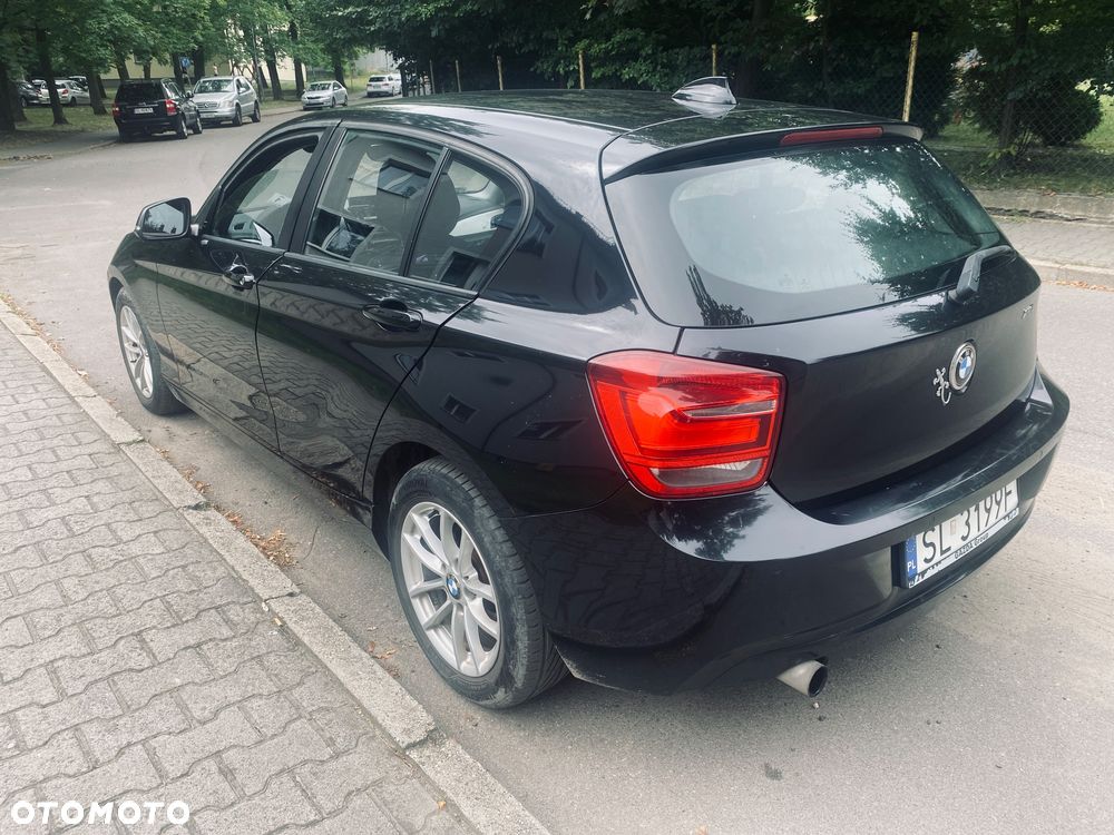 BMW Seria 1 118i - 5