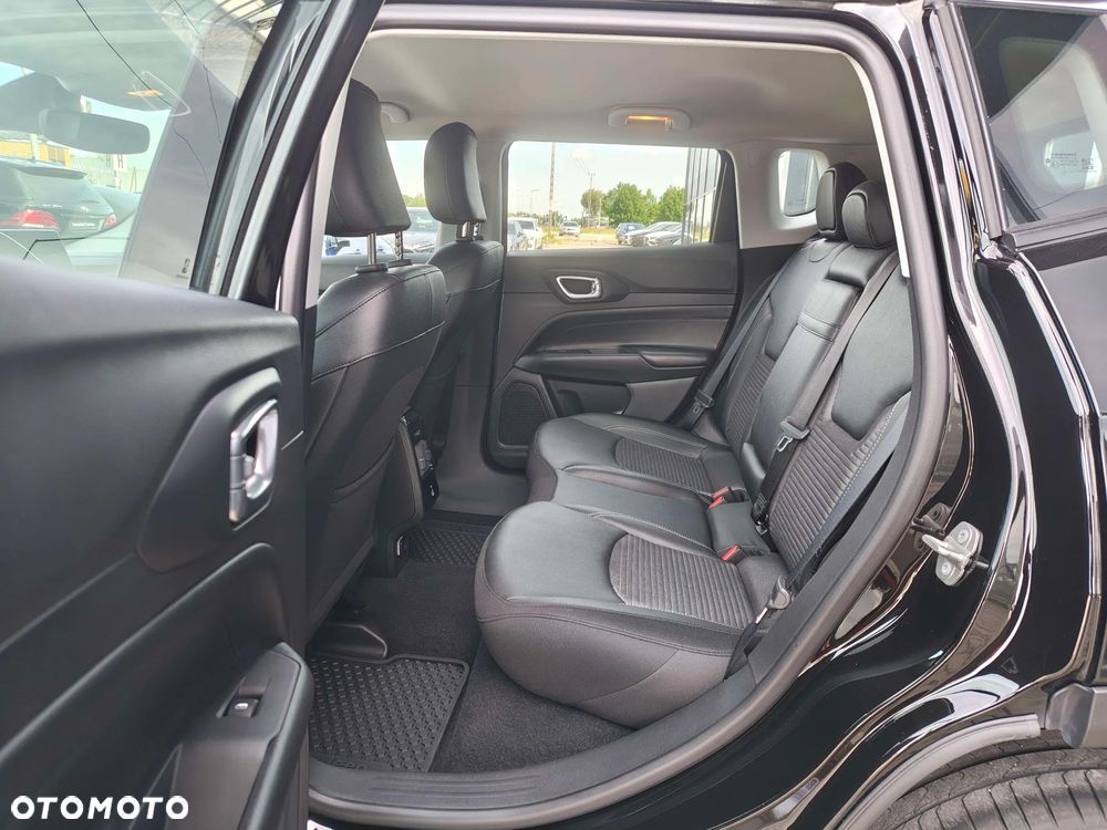Jeep Compass 1.5 T4 mHEV Limited FWD S&S DCT - 17