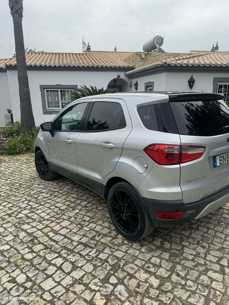 Ford EcoSport - 14