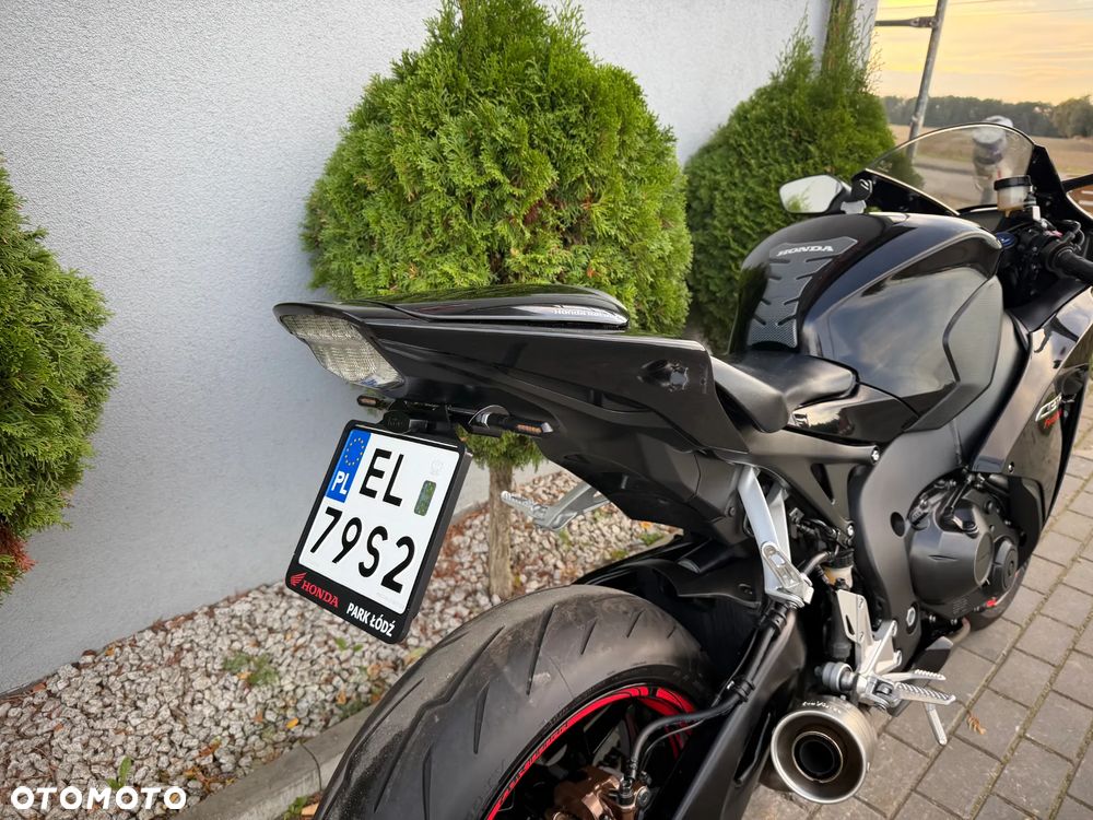 Honda CBR - 17
