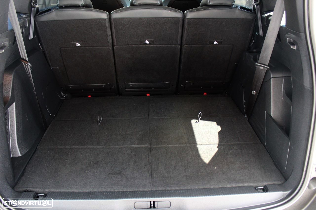 Peugeot 5008 1.5 BlueHDi Allure Pack EAT8 - 20