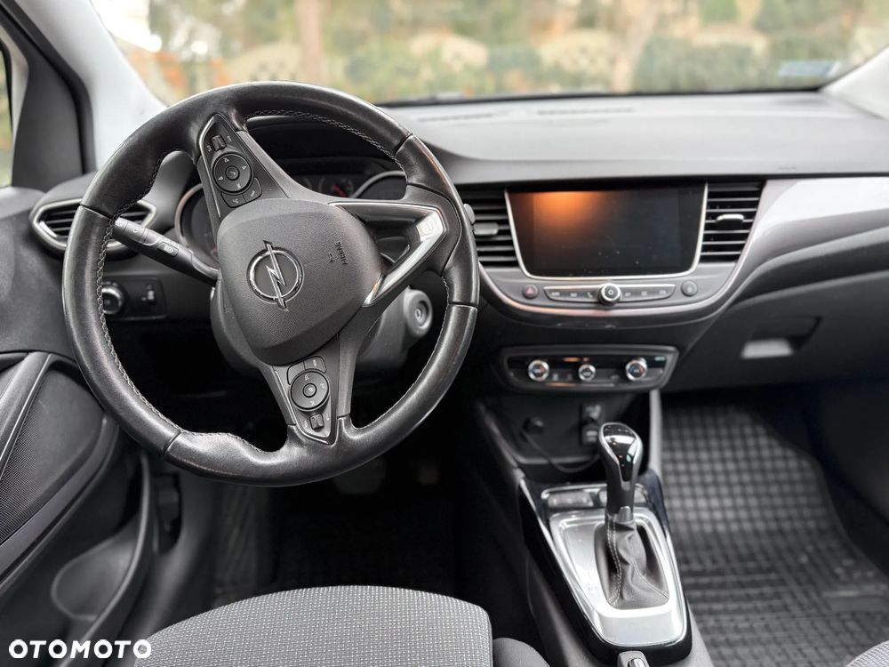 Opel Crossland X - 9
