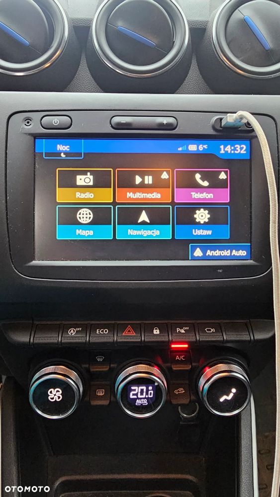 Dacia Duster 1.0 TCe SL Celebration - 16