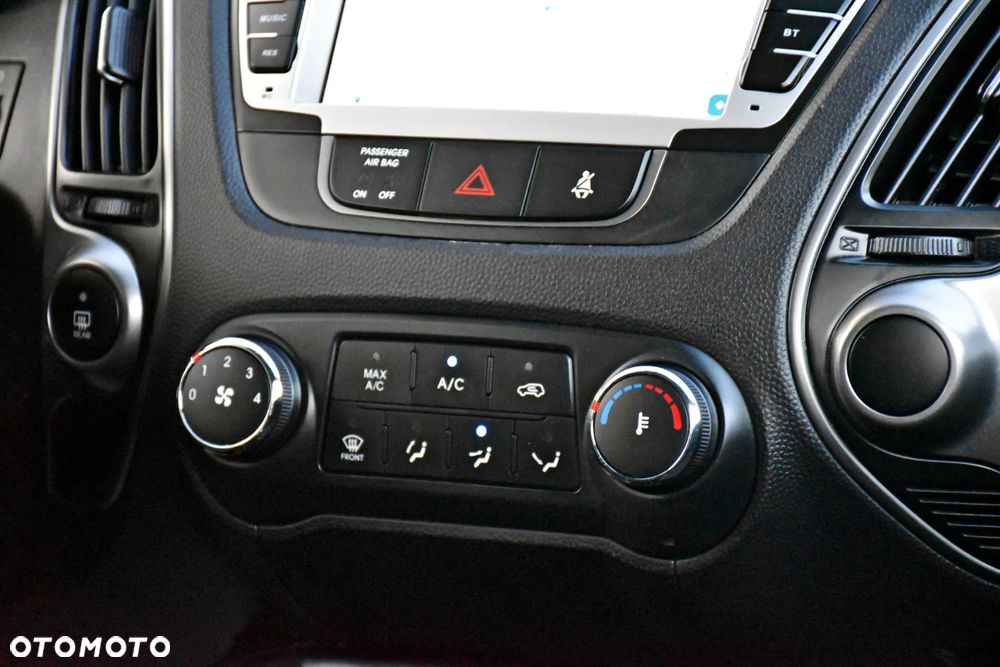 Hyundai ix35 1.6 2WD blue Trend - 34