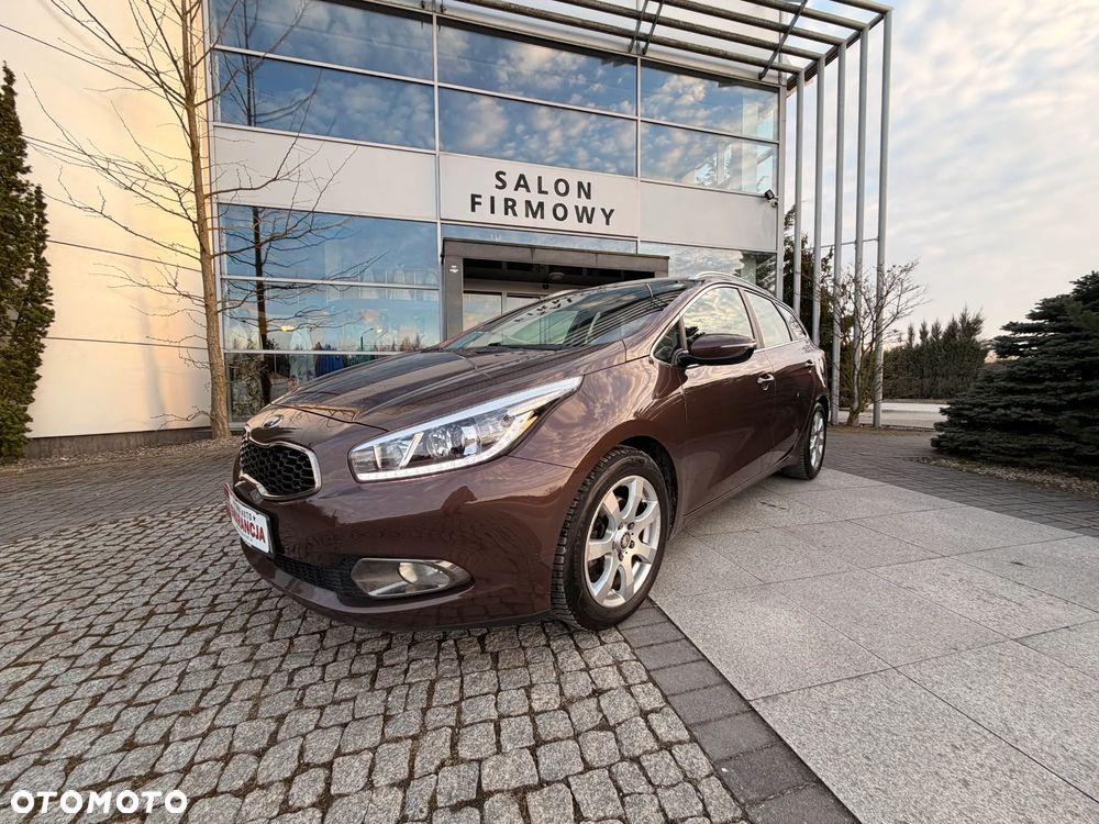 Kia Ceed 1.6 GDI ISG Spirit - 30