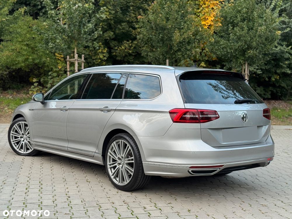 Volkswagen Passat 2.0 TDI 4Mot R-Line Edition DSG - 12