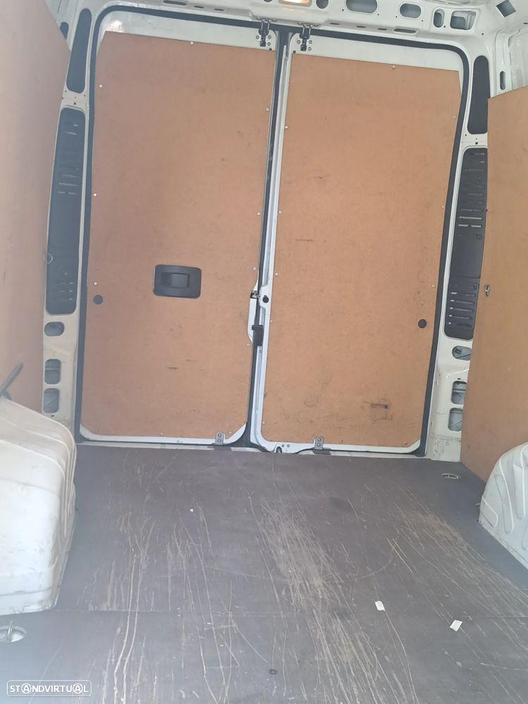 Citroën Jumper 2.0 BlueHDi 35 L4 CD - 4