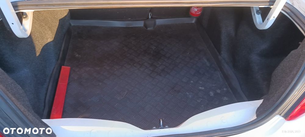 Peugeot 301 1.6 BlueHDi Active - 30