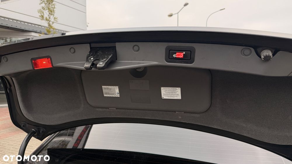BMW Seria 7 740i - 19