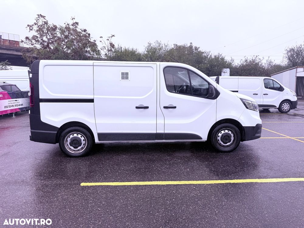 Renault Trafic - 14
