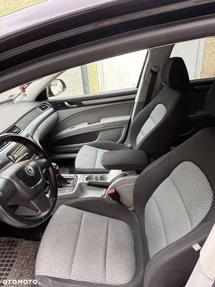 Skoda Superb - 10