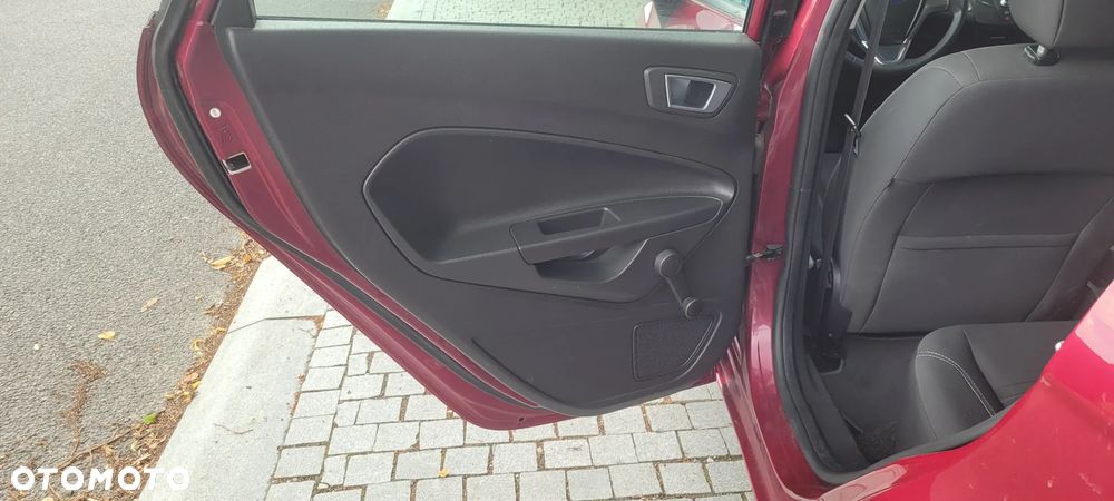 Ford Fiesta - 19
