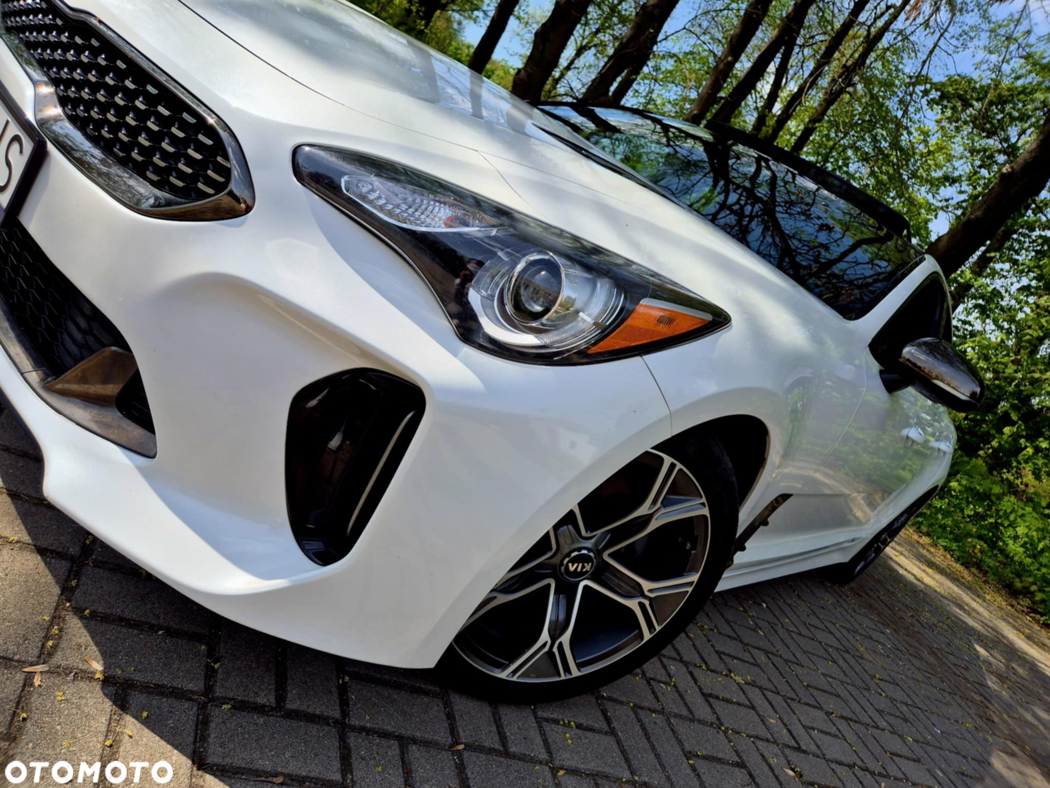 Kia Stinger 2.0 T-GDI GT Line - 3