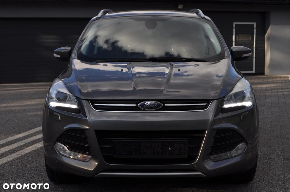 Ford Kuga 2.0 TDCi 2x4 Titanium - 19