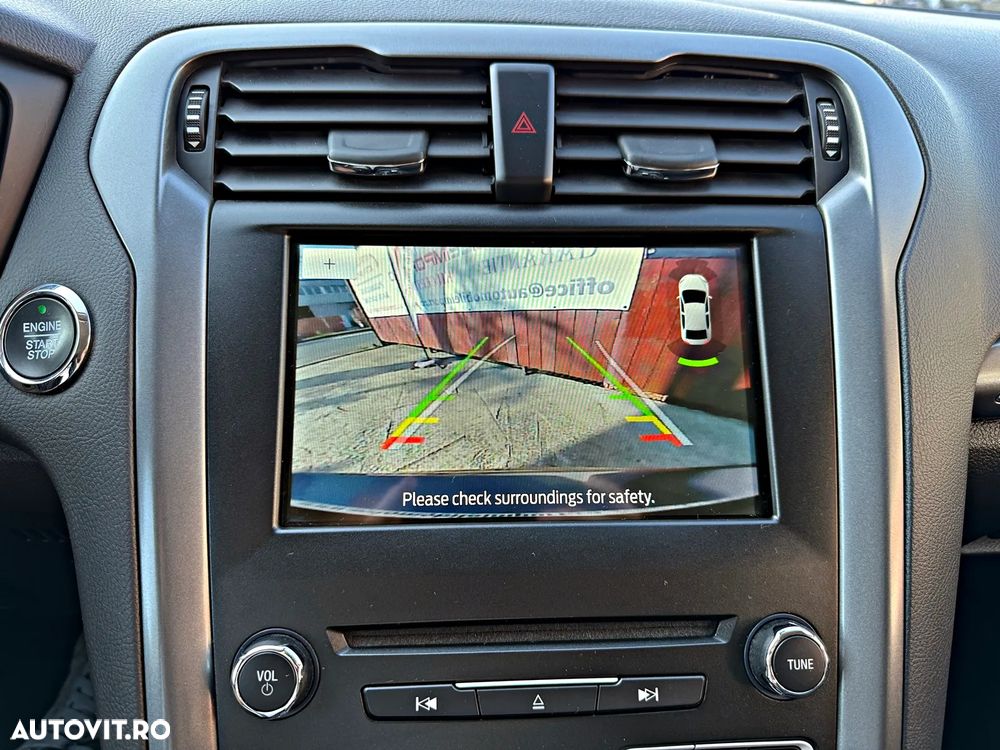 Ford Mondeo 2.0 TDCi Powershift Titanium - 14