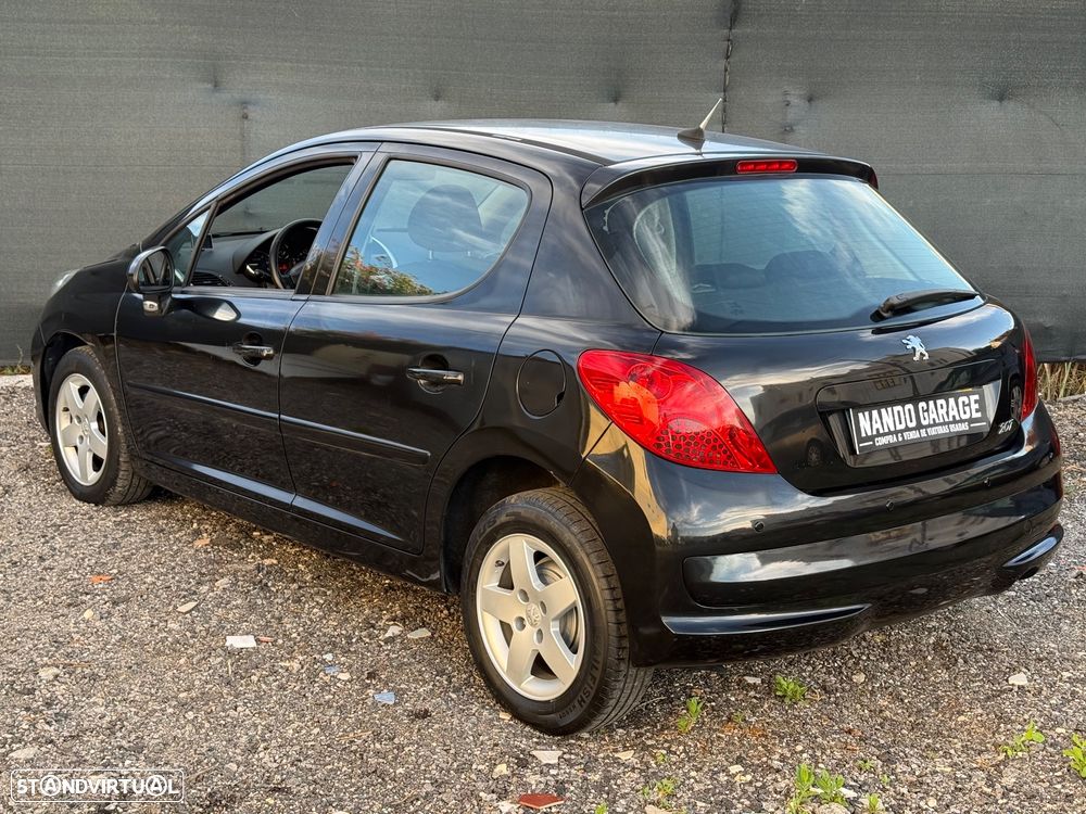 Peugeot 207 1.4 HDi Premium - 7
