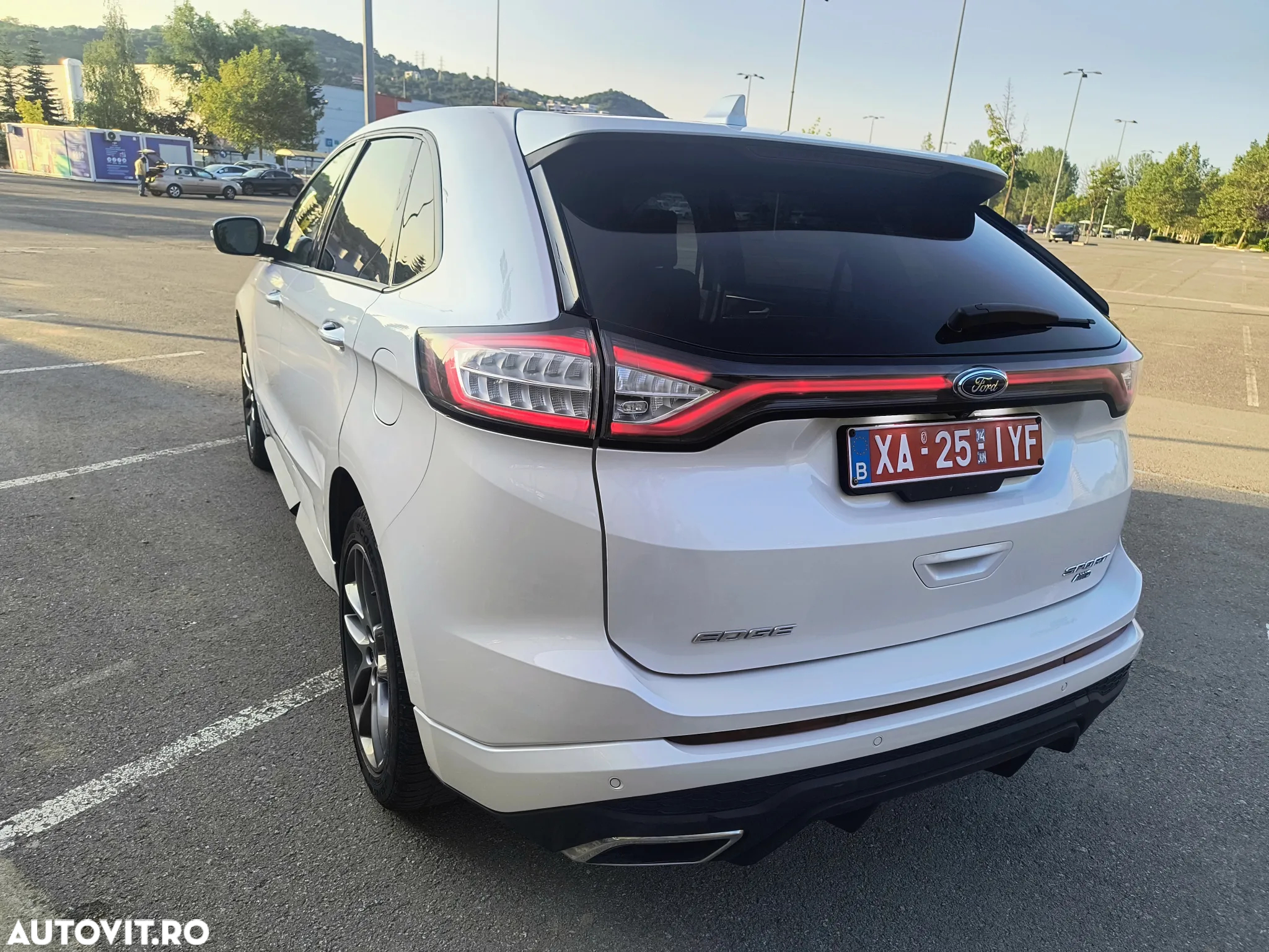 Ford Edge 2.0 TDCi Bi-Turbo 4x4 ST-LINE - 5