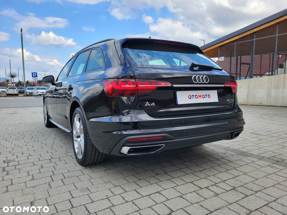 Audi A4 Avant 40 TDI quattro S tronic - 11