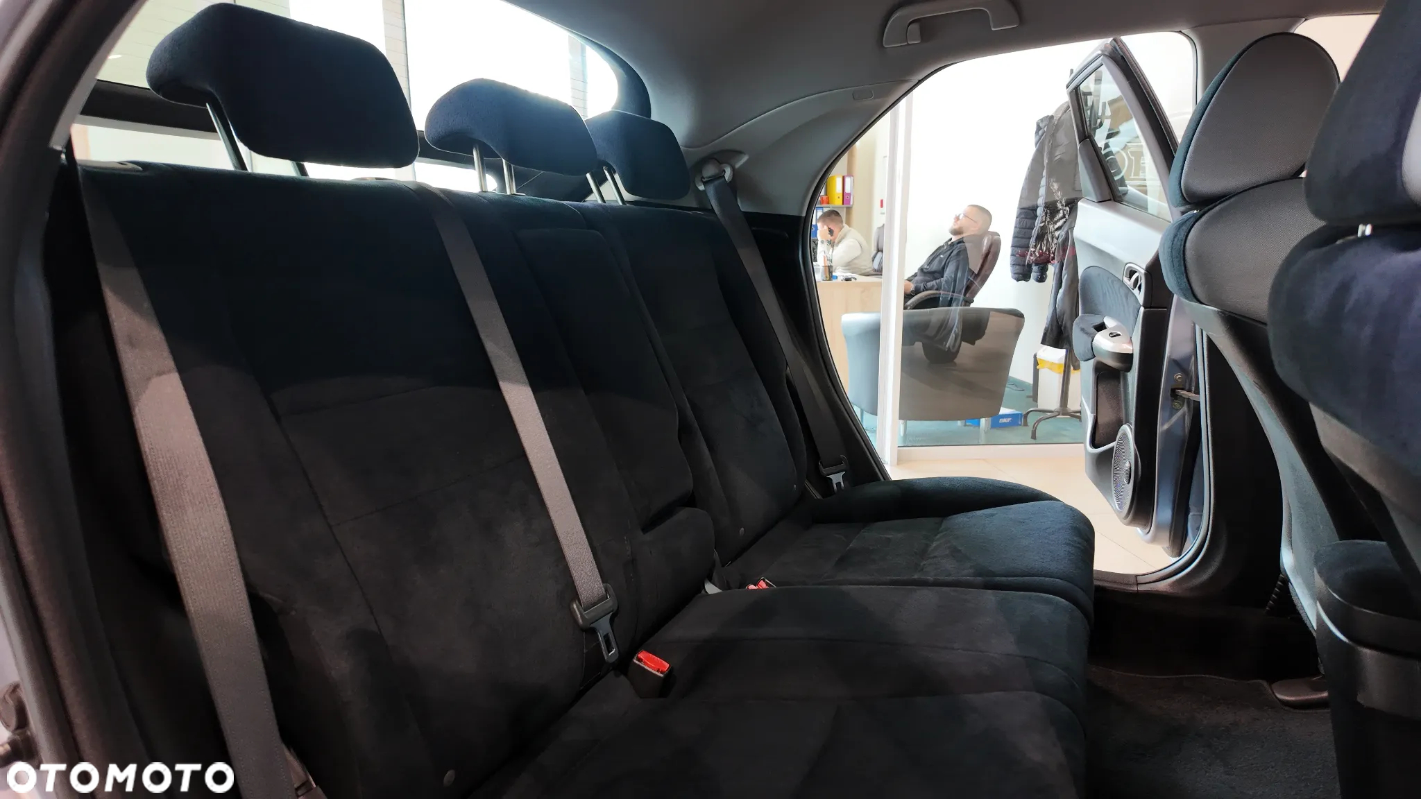 Honda Civic 1.8 Comfort - 34