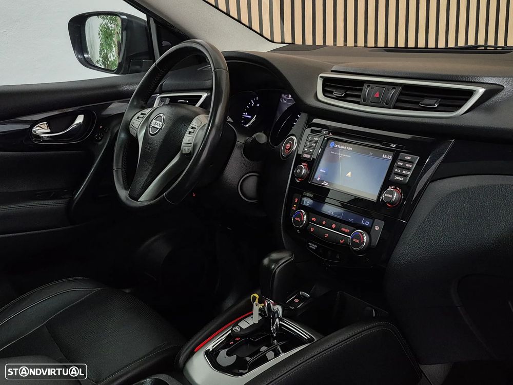 Nissan Qashqai 1.6 dCi Tekna Premium 17 Pele S P.Preta Xtronic - 28