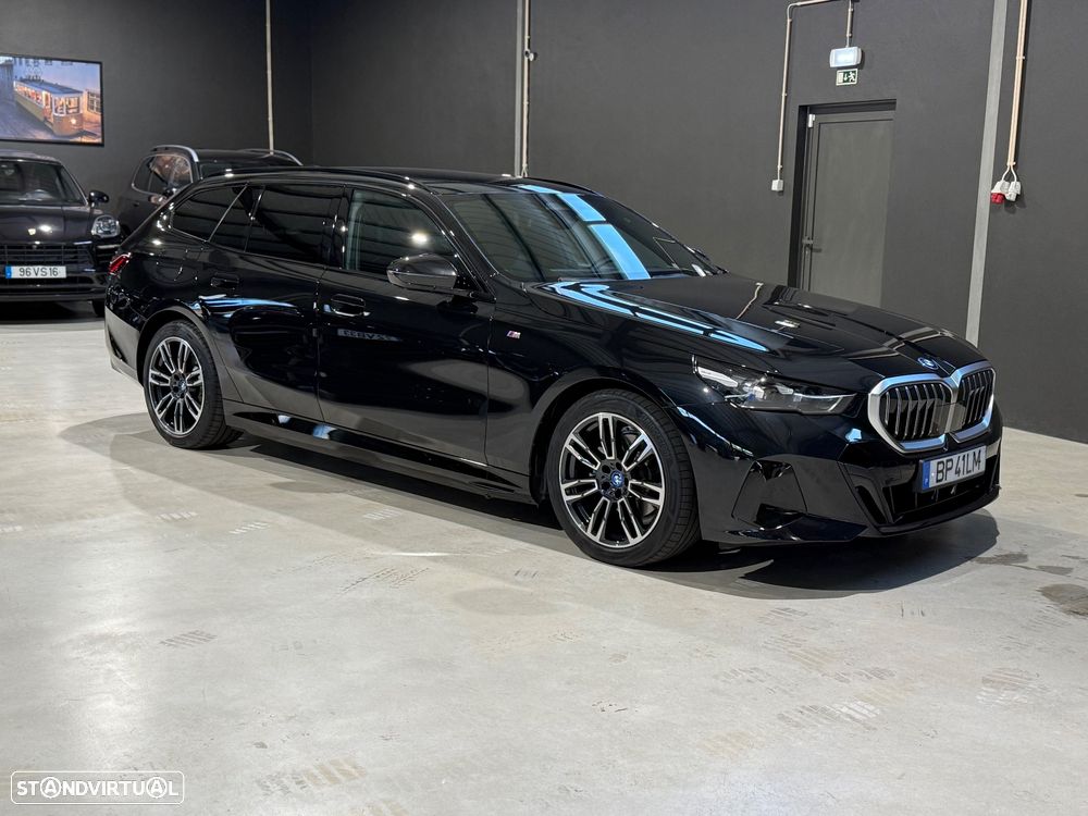 BMW 530 e Pack Desportivo M - 4