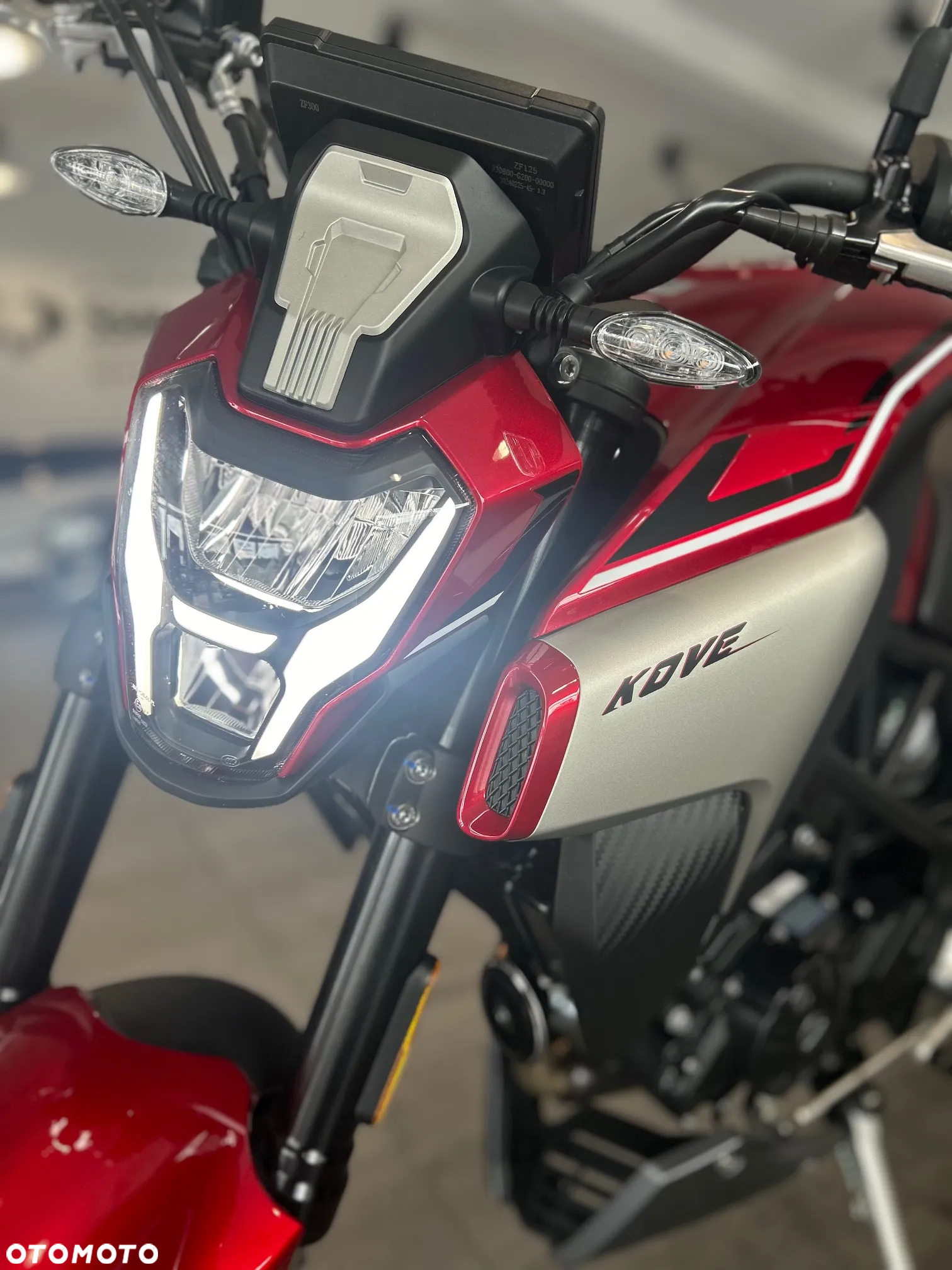 KOVE NK125R - 11