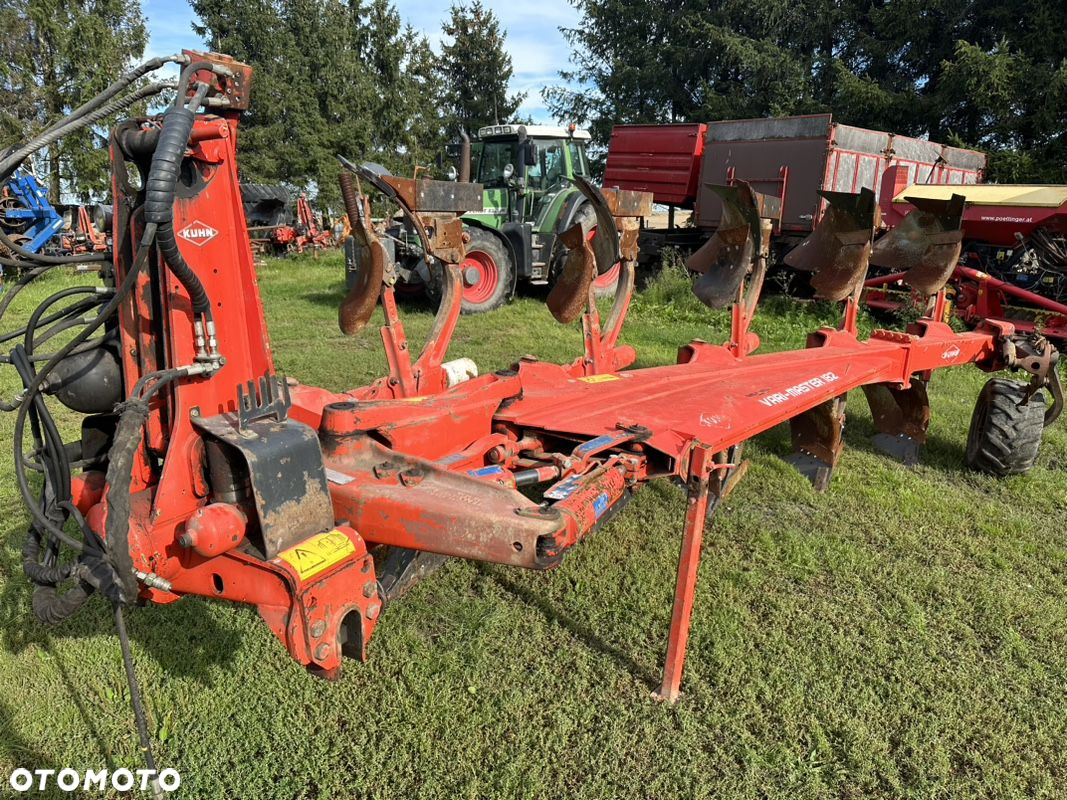 Kuhn pług 6 skibowy obrotowy Kuhn 5 + 1 vari master 182 - 3