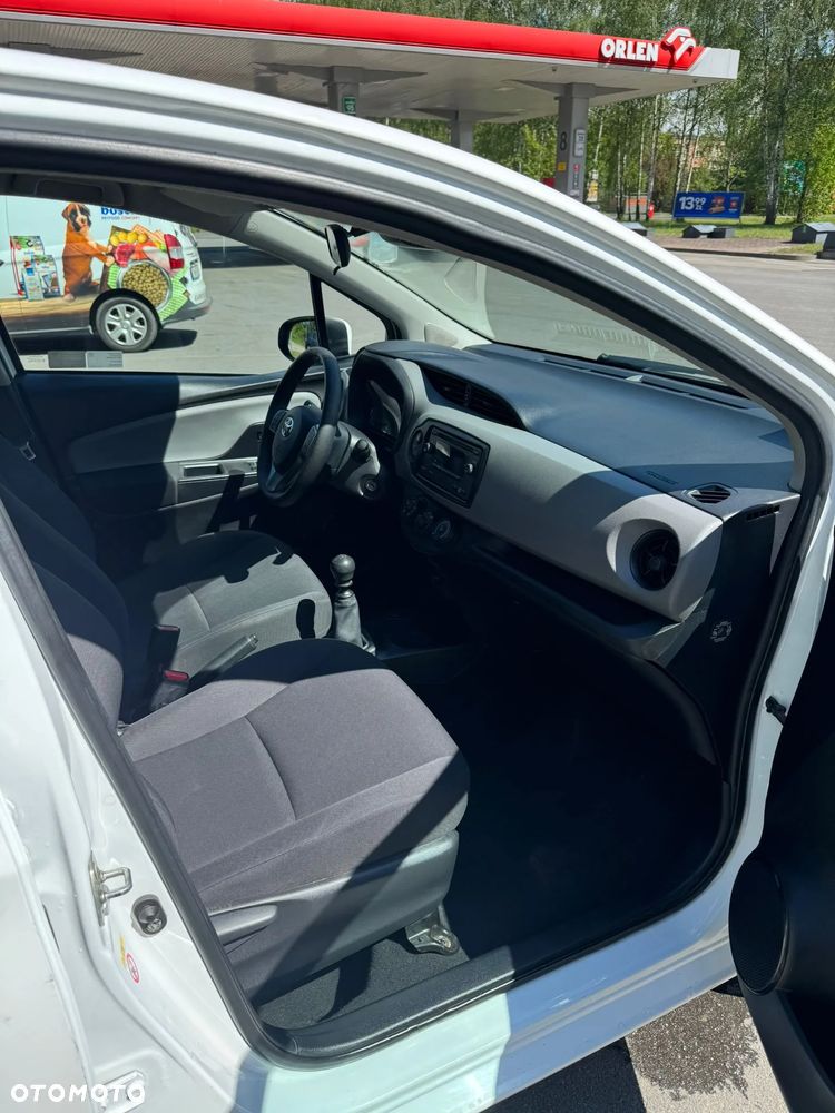 Toyota Yaris 1.5 Active - 16