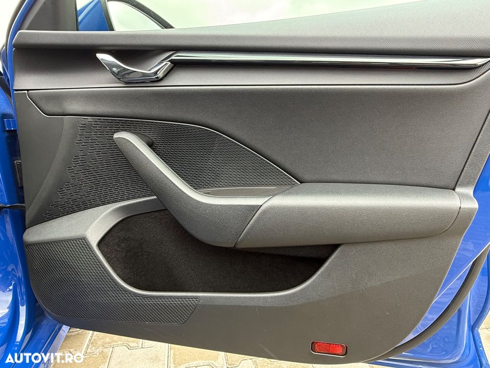 Skoda Octavia 2.0 TDI DSG Ambition - 21