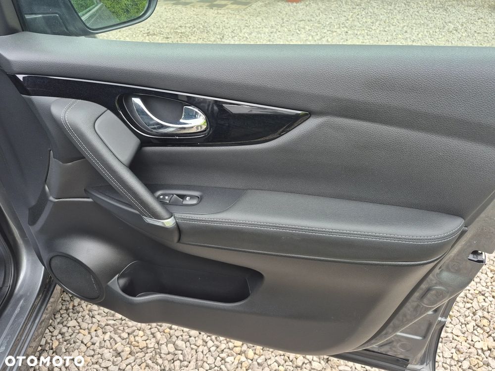 Nissan Qashqai 1.3 DIG-T ZAMA - 12