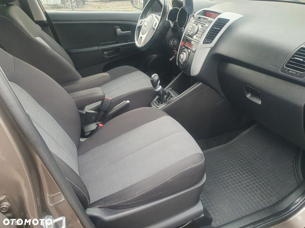 Kia Venga 1.4 M - 10