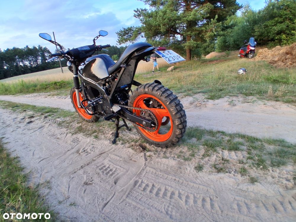 Suzuki GS - 5