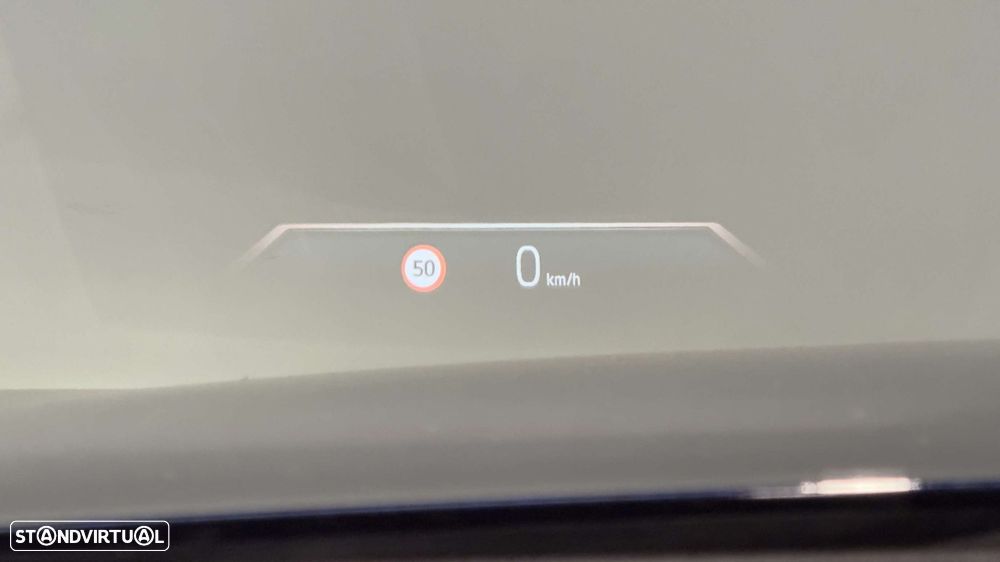 BMW i7 xDrive60 Pack Desportivo M - 11