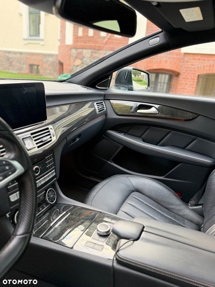 Mercedes-Benz CLS 350 d 4Matic 9G-TRONIC Final Edition - 18