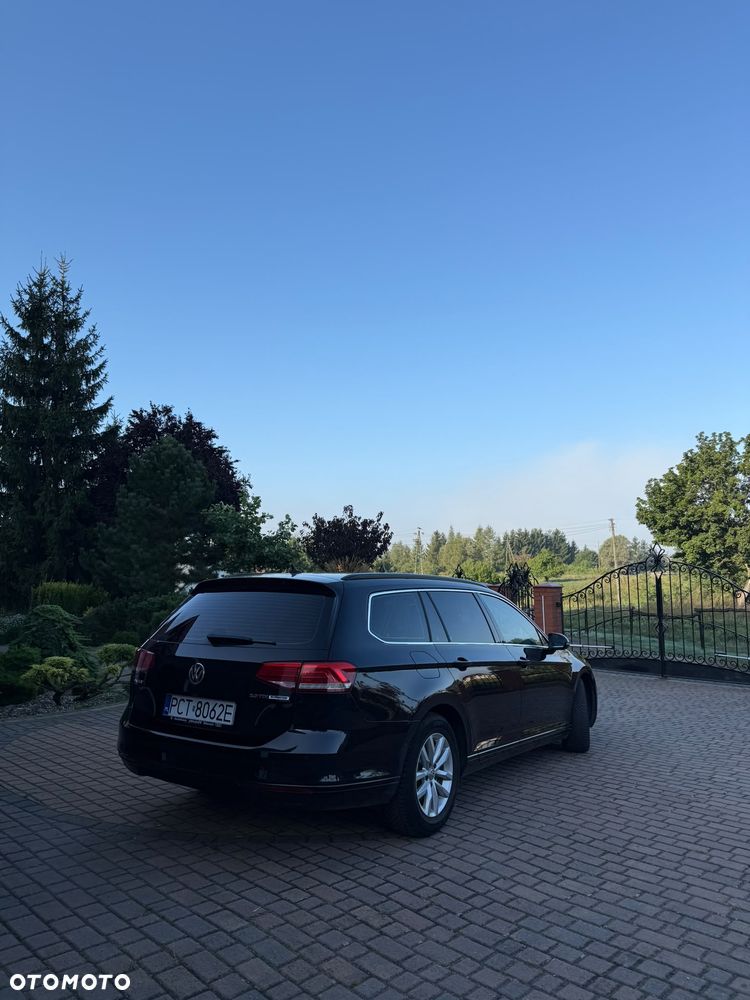 Volkswagen Passat - 5