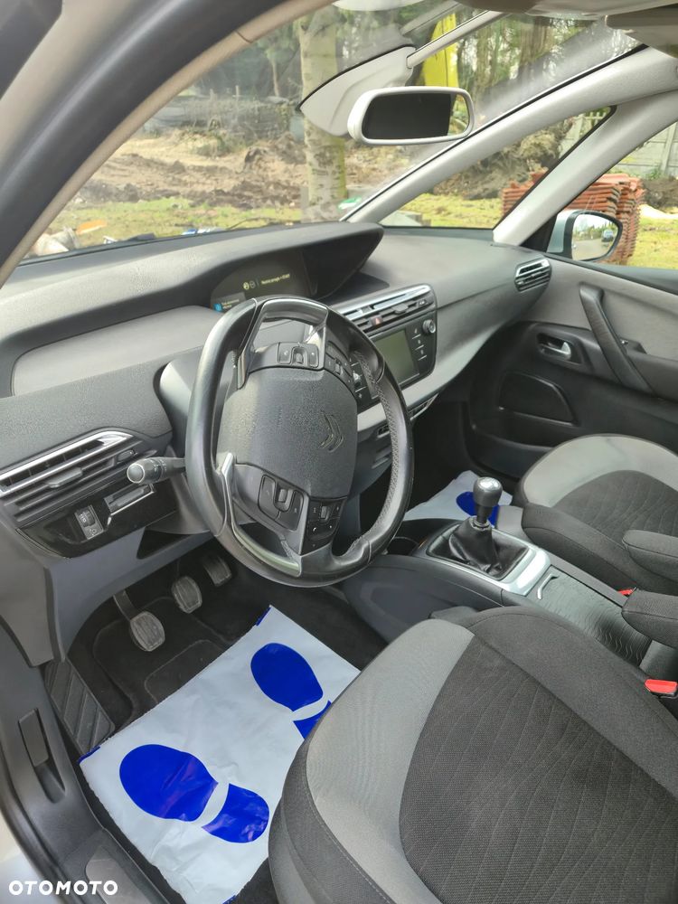 Citroën C4 Picasso 1.2 PureTech Exclusive - 23