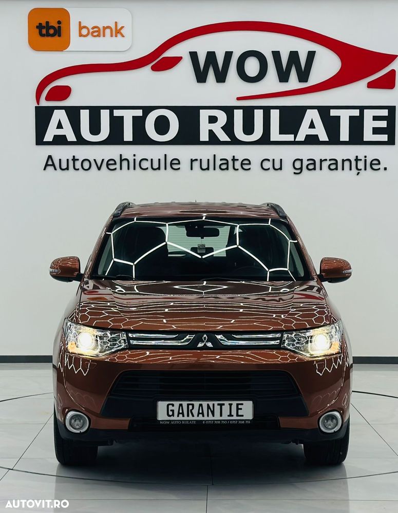 Mitsubishi Outlander 2.2 DI-D 4WD Automatik Diamant Edition - 36