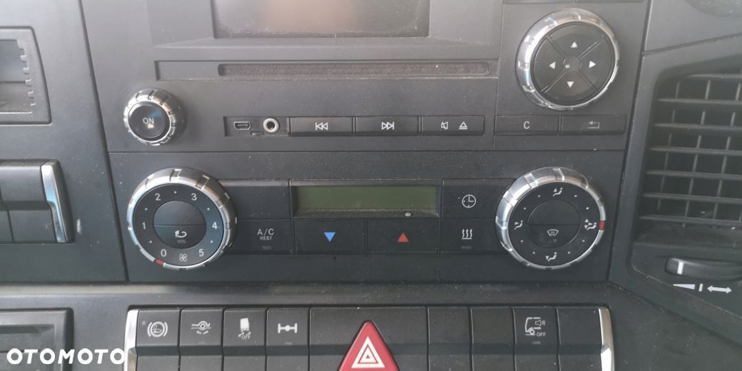 PANEL NAWIEWU MERCEDES ACTROS MP4 - 1