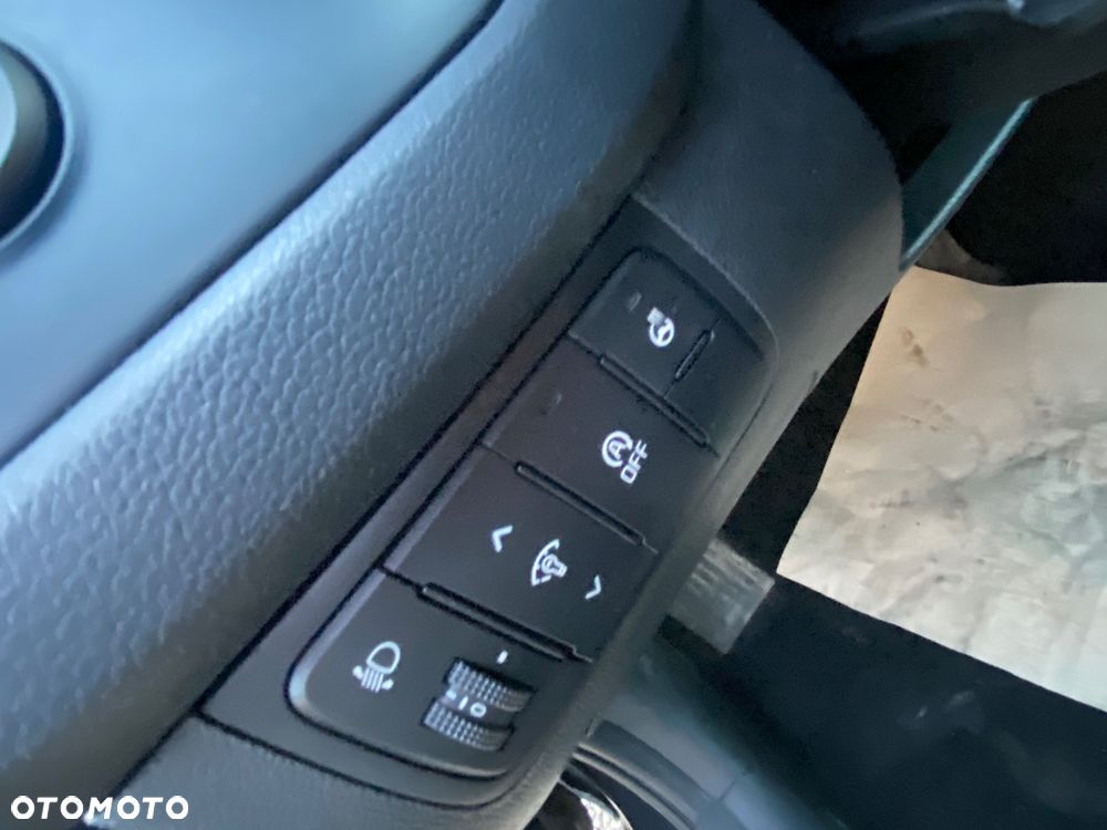 Kia Ceed 1.6 CRDi 128 ISG Spirit - 11