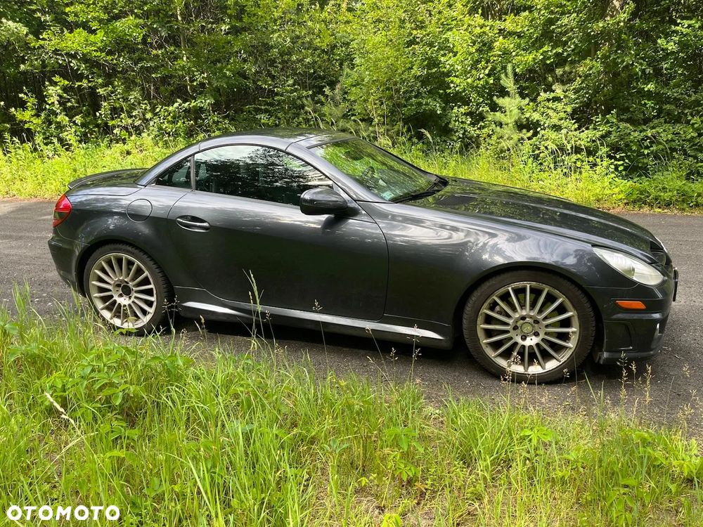 Mercedes-Benz SLK 300 7G-TRONIC 2LOOK Edition - 7