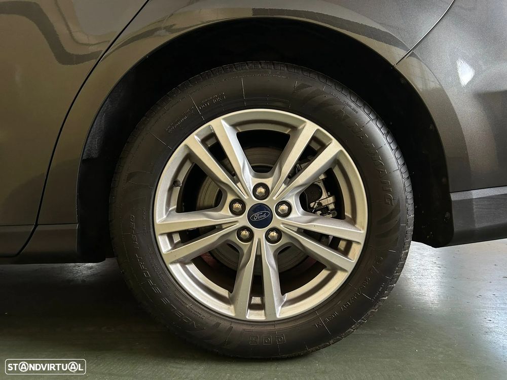 Ford S-Max 2.0 TDCi Titanium - 3