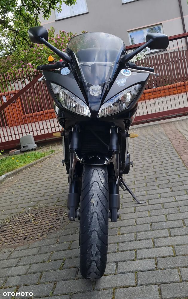 Yamaha FZ6 - 7